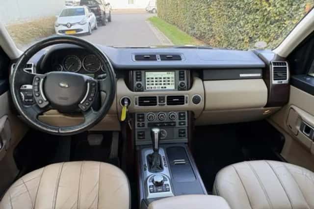 Land Rover Range (2007) thumbnail 4