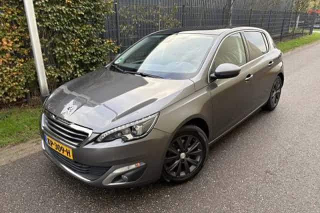 Peugeot 308 (2016) thumbnail 2