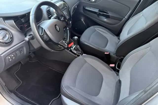 Renault Captur (2015) thumbnail 5