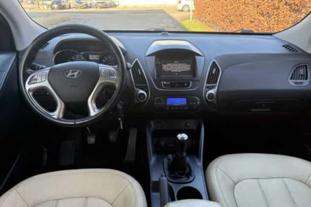 Hyundai ix35 (2010) thumbnail 4