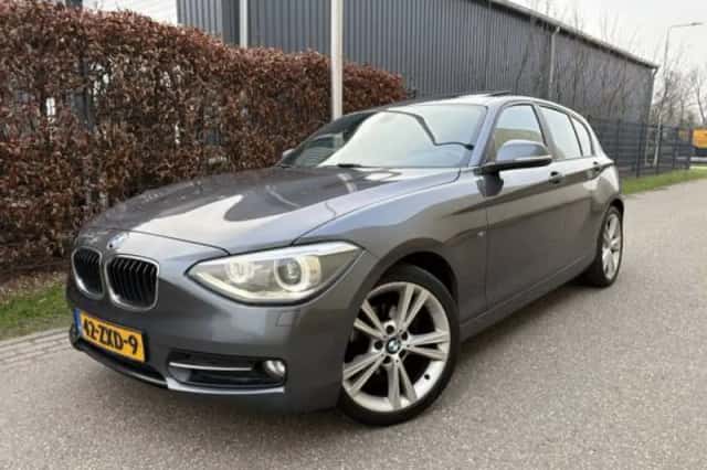 BMW 1-Serie (2013) thumbnail 1