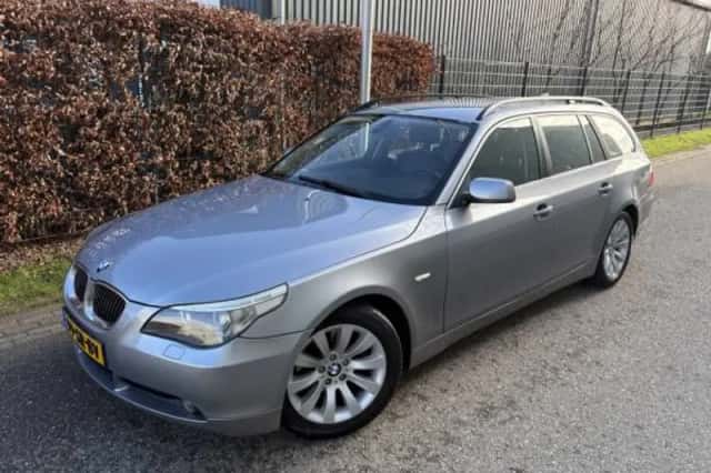 BMW 5-Serie (2006) thumbnail 2