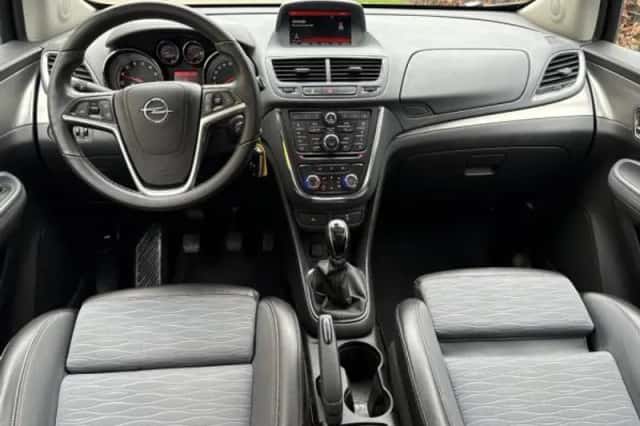 Opel Mokka (2015) thumbnail 3