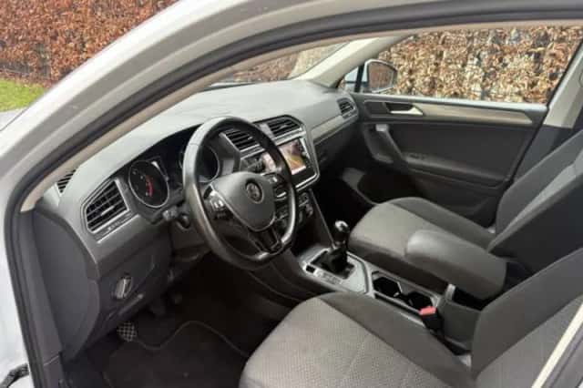 Volkswagen Tiguan (2018) thumbnail 5