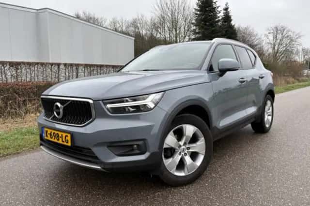 Volvo XC40 (2021) thumbnail 1