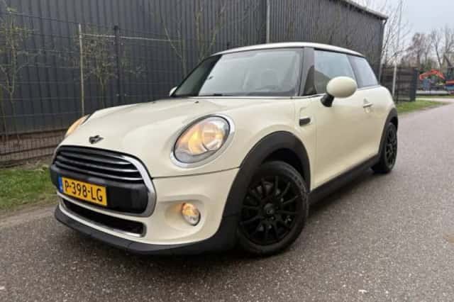 MINI One D (2014) thumbnail 1