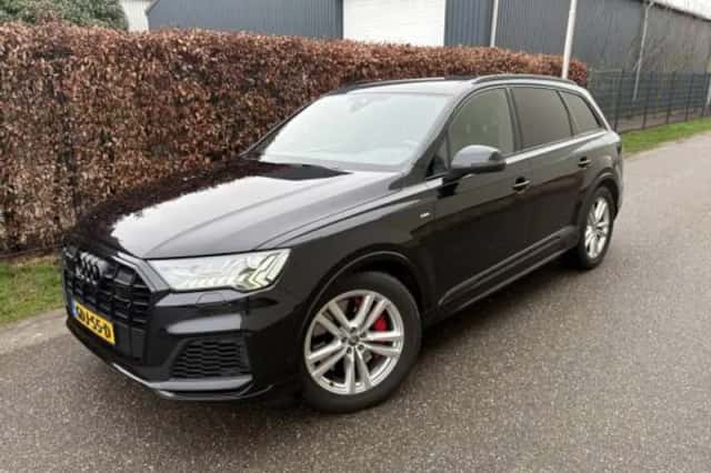 Audi Q7 (2020) thumbnail 2