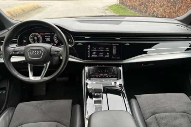 Audi Q7 (2020) thumbnail 3