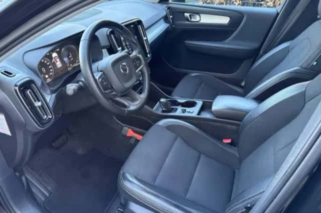 Volvo XC40 (2020) thumbnail 5