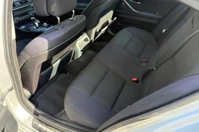 BMW 5-Serie (2012) thumbnail 4