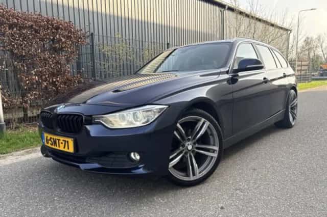 BMW 3-Serie (2013) thumbnail 1