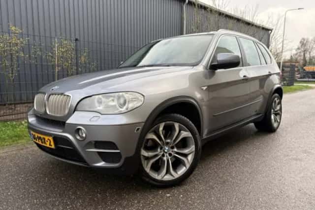 BMW X5 (2011) thumbnail 1