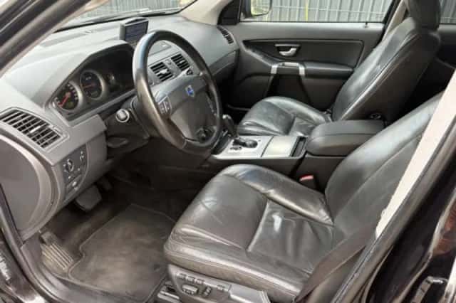 Volvo XC90 (2009) thumbnail 6