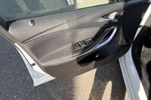 Opel Astra (2019) thumbnail 6