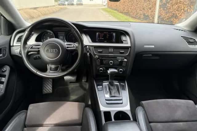 Audi A5 (2013) thumbnail 3