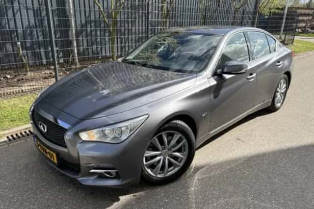 Infiniti Q50 (2014) thumbnail 2