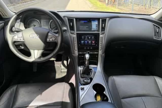Infiniti Q50 (2014) thumbnail 3