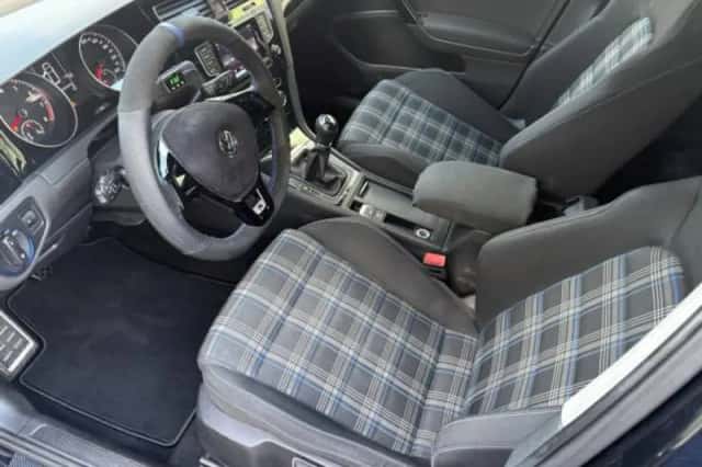 Volkswagen Golf (2013) thumbnail 5