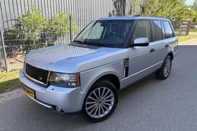 Land Rover Range (2010) thumbnail 2