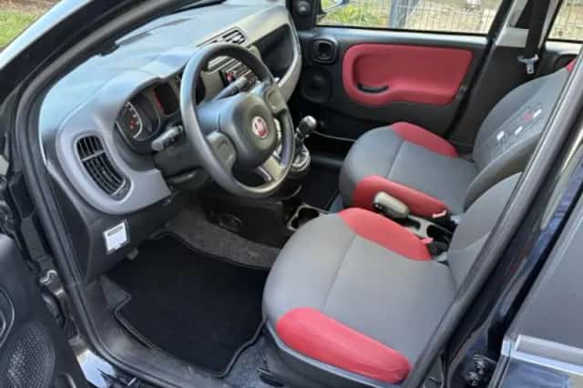 Fiat Panda (2017) thumbnail 5
