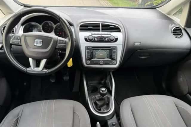 SEAT Altea (2011) thumbnail 3