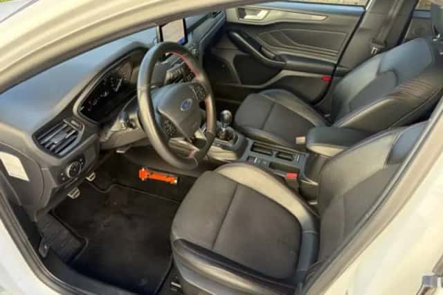 Ford Focus (2019) thumbnail 5