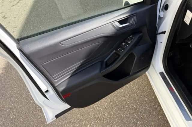 Ford Focus (2019) thumbnail 6