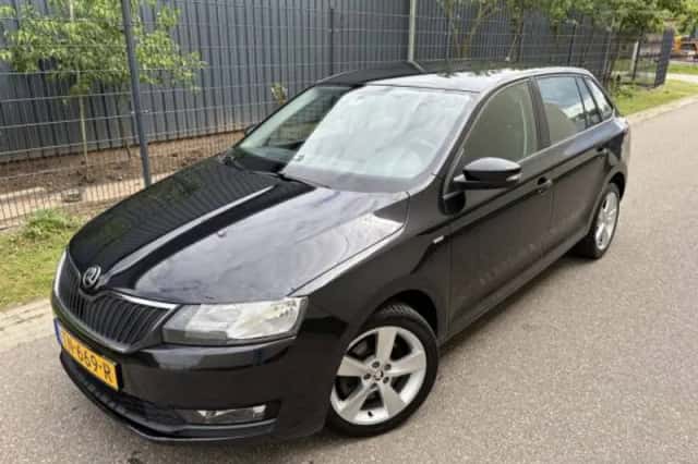 Škoda Rapid (2018) thumbnail 2