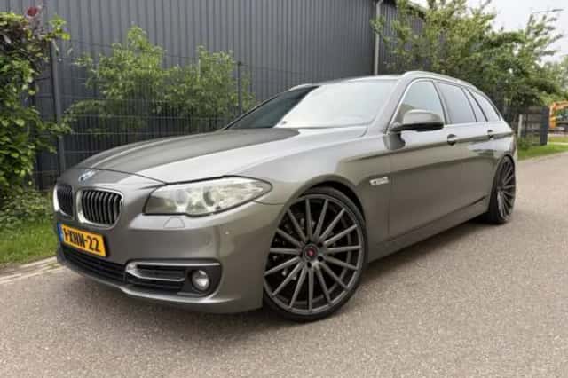 BMW 5-Serie (2014) thumbnail 1
