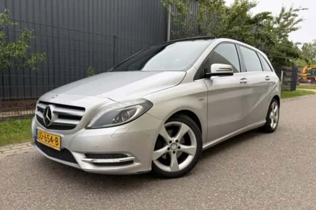 Mercedes-Benz B-Klasse (2012) thumbnail 1