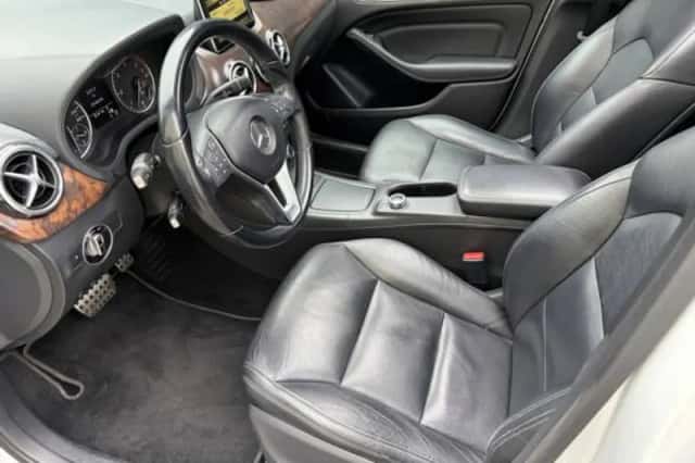 Mercedes-Benz B-Klasse (2012) thumbnail 5