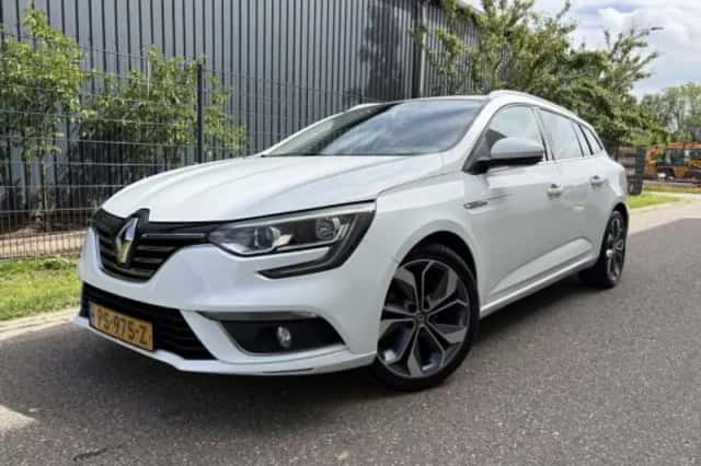 Renault Mégane (2017) thumbnail 1