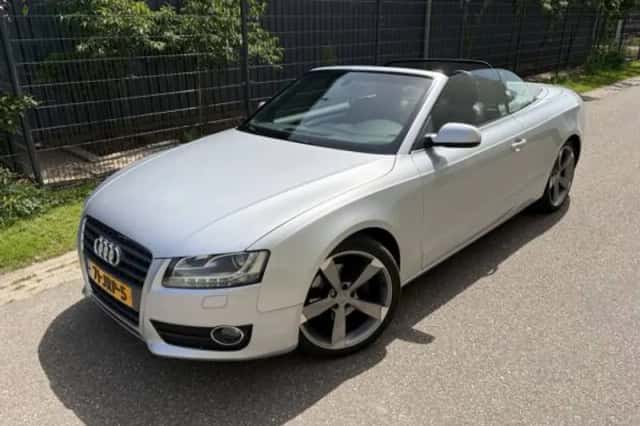 Audi A5 (2009) thumbnail 2