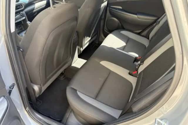 Hyundai Kona (2019) thumbnail 4