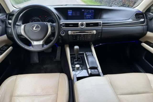 Lexus GS (2012) thumbnail 3