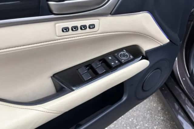 Lexus GS (2012) thumbnail 6