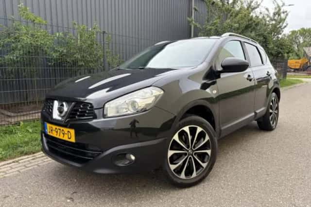 Nissan Qashqai (2011) thumbnail 1