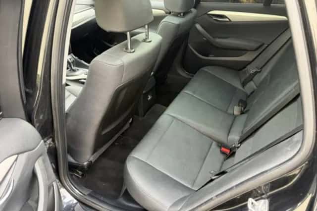 BMW X1 (2014) thumbnail 4