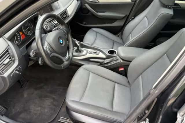BMW X1 (2014) thumbnail 6