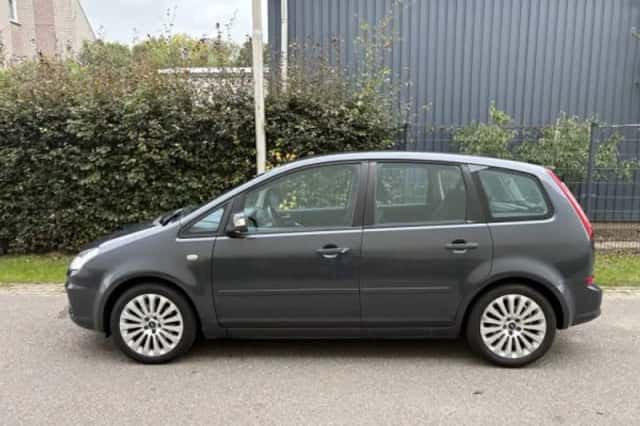 Ford C-Max (2010) thumbnail 3