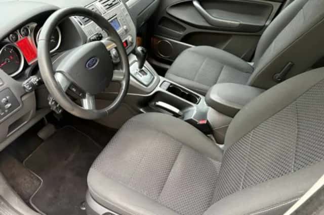 Ford C-Max (2010) thumbnail 6