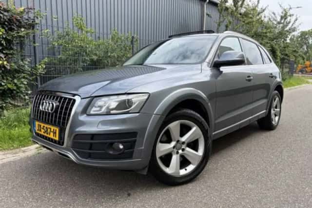 Audi Q5 (2012) thumbnail 1
