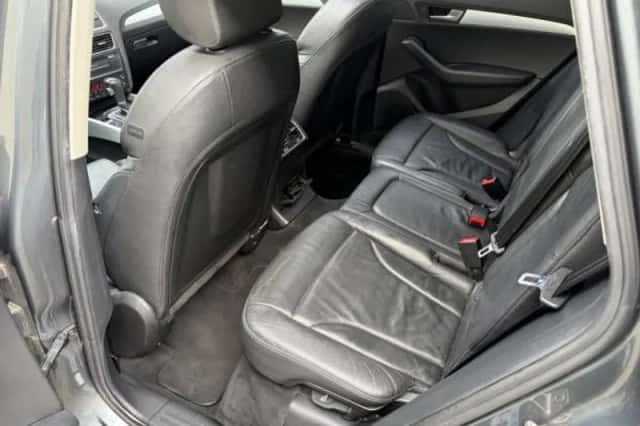 Audi Q5 (2012) thumbnail 4