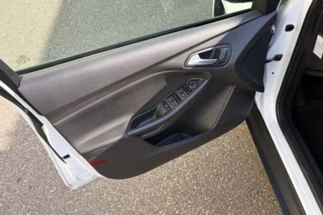 Ford Focus (2017) thumbnail 6