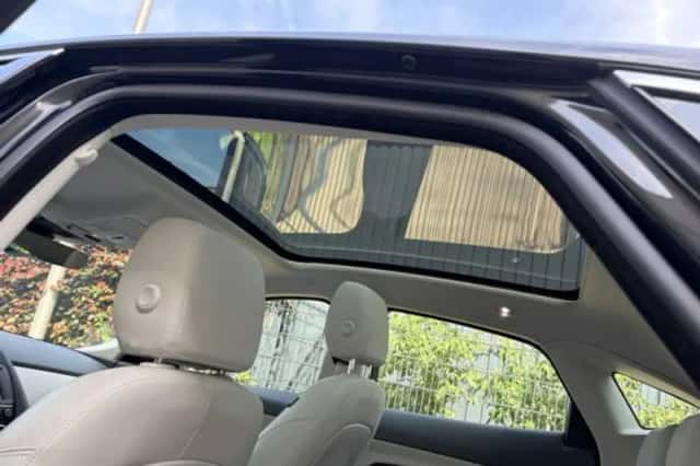 Jaguar E-Pace (2019) thumbnail 5