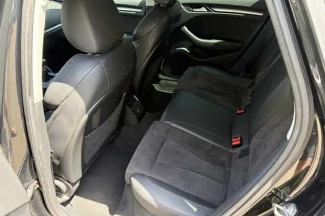 Audi A3 (2013) thumbnail 4
