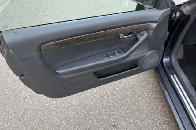 Audi A4 (2005) thumbnail 4