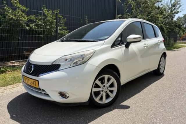 Nissan Note (2014) thumbnail 1