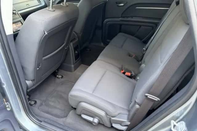 Dodge Journey (2011) thumbnail 4