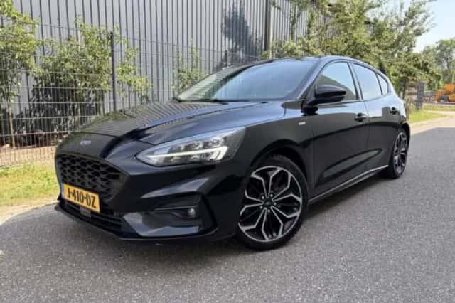 Ford Focus (2019) thumbnail 1